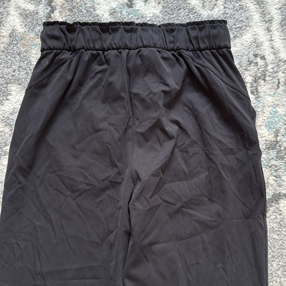 Lululemon Keep Moving Pant 7/8 High-Rise in Black - Picture 6 of 9